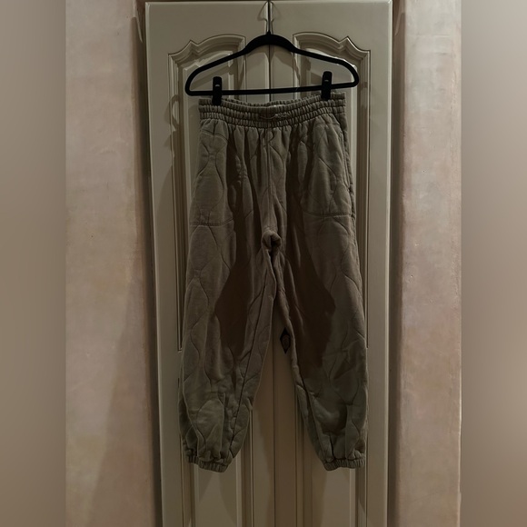 Abercrombie & Fitch Pants - Abercrombie & Fitch Quilted Joggers